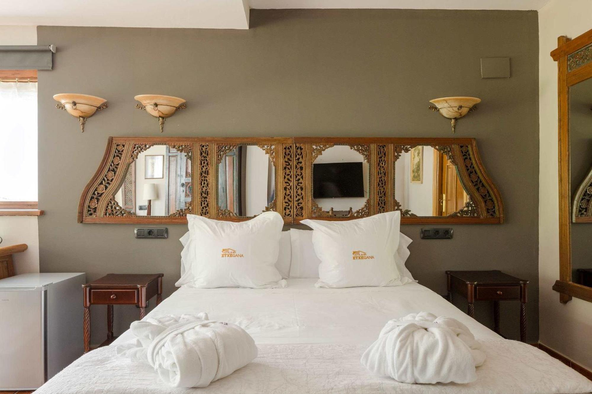 Hotel & Spa Etxegana Zeanuri Bagian luar foto