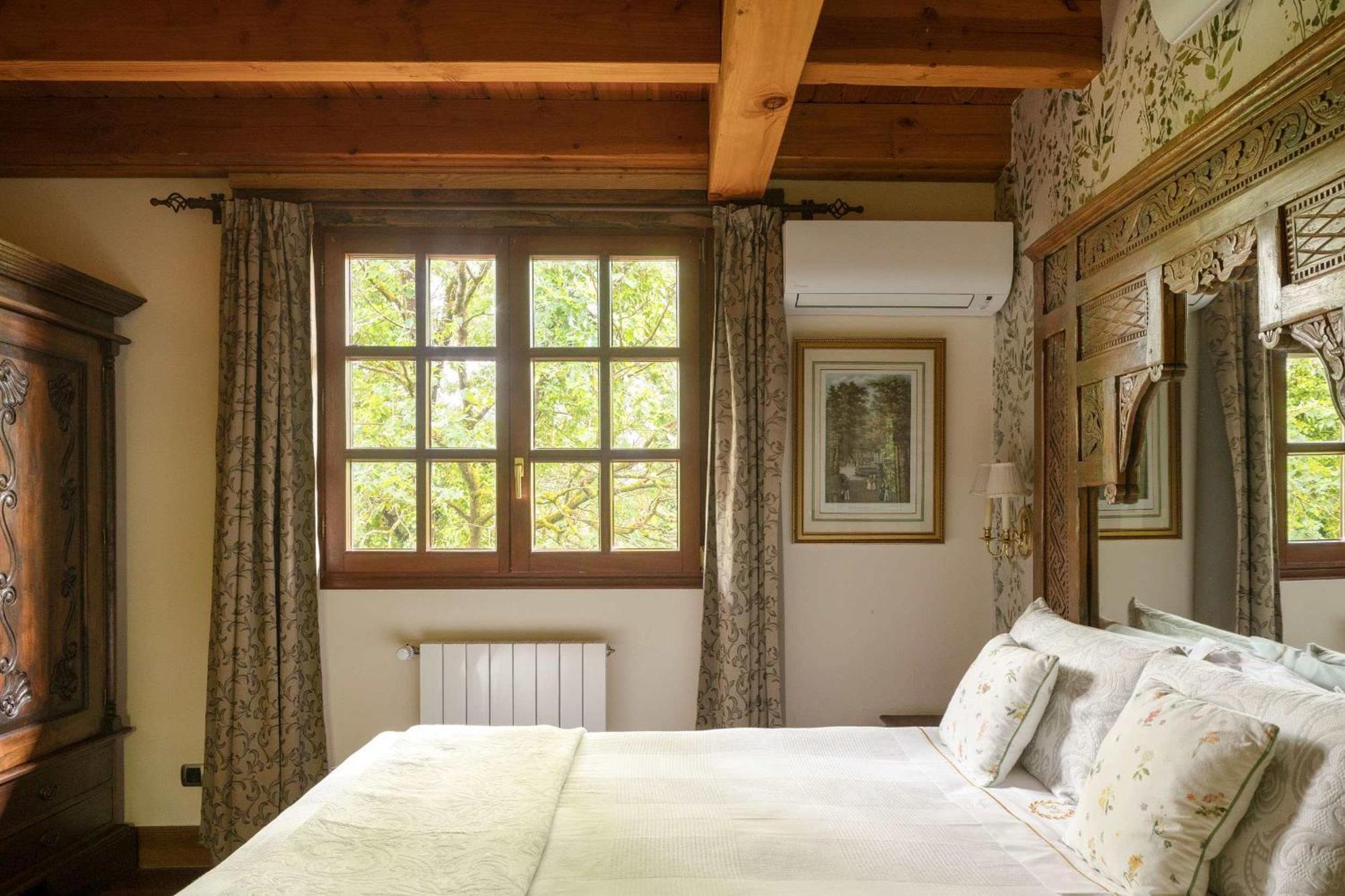 Hotel & Spa Etxegana Zeanuri Bagian luar foto