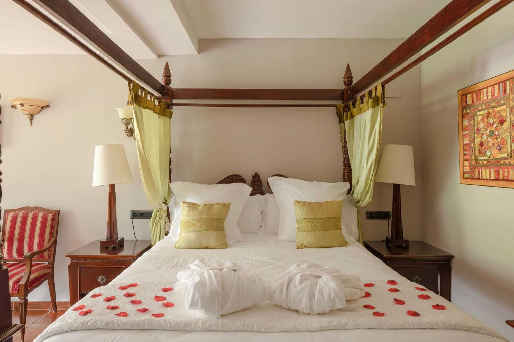 Hotel & Spa Etxegana Zeanuri Bagian luar foto
